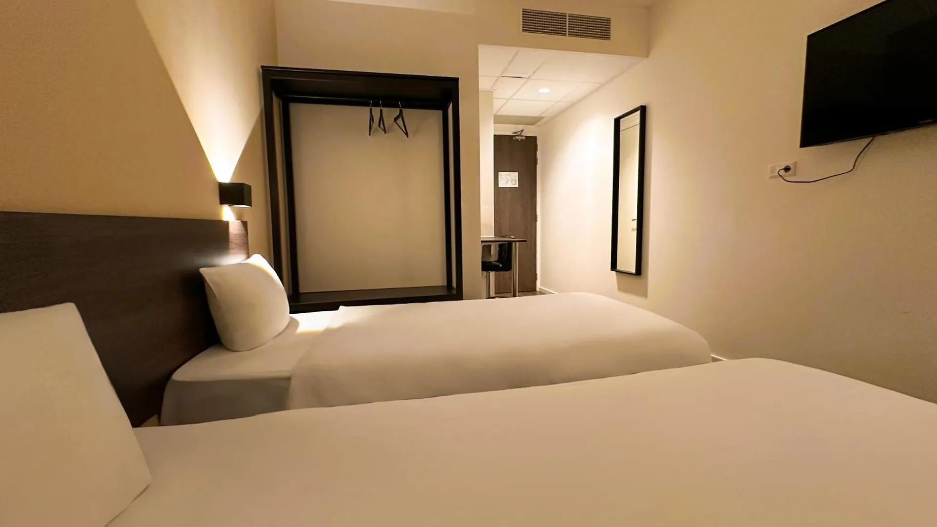 Hotelux Amsterdam Airport Hotel Hoofddorp Ολλανδία